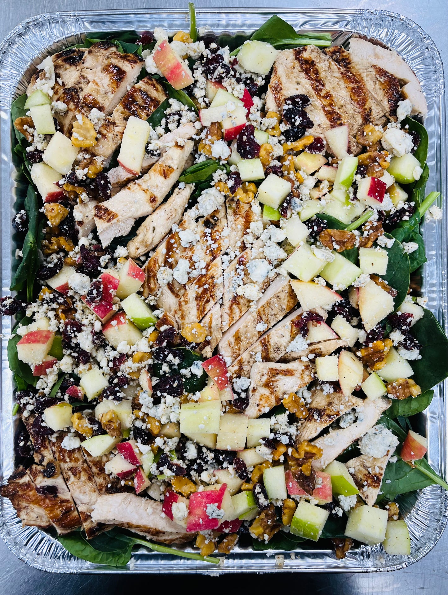 GRILLED CHICKEN HARVEST SALAD (FAMILY SIZE)